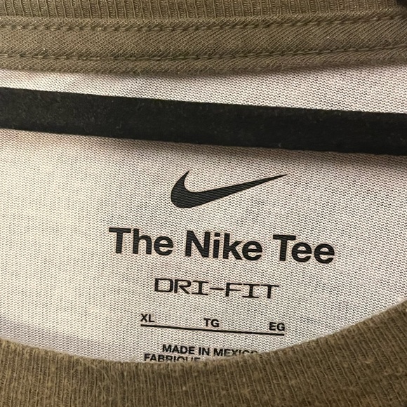 Nike Long Sleeve Men’s XL Shirt Salute To Service Camouflage Military Vet (E) - Picture 8 of 11